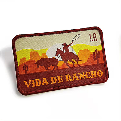 Patch tessuti personalizzati ferro sul retro per borse / accessori per abbigliamento