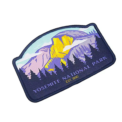 Patch di etichetta su tessuto di ferro personalizzato Brand Logo Badge Patch tessuti per abbigliamento