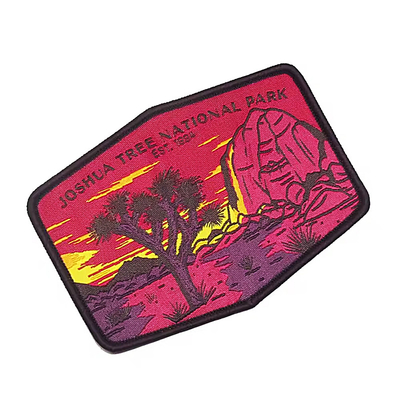 Patch di etichetta su tessuto di ferro personalizzato Brand Logo Badge Patch tessuti per abbigliamento