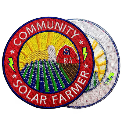 Patch di ricamo con ferro di confine incastro Patch di logo ricamato personalizzato