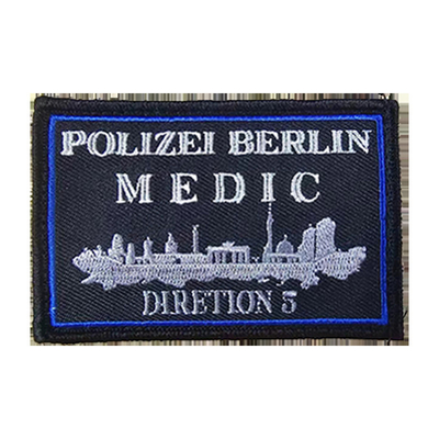 Casella di spedizione di patch di ricamo di ferro su logo personalizzato con imbottitura appropriata