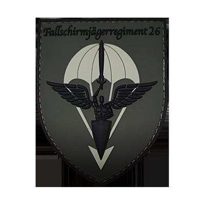 Badge personalizzato in stile cartone animato per abbigliamento, patch di gomma PVC a trasferimento di calore.