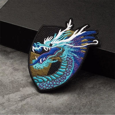 Cina tradizionale drago ricamato patch gancio e cerchio ferro su ricamo patch